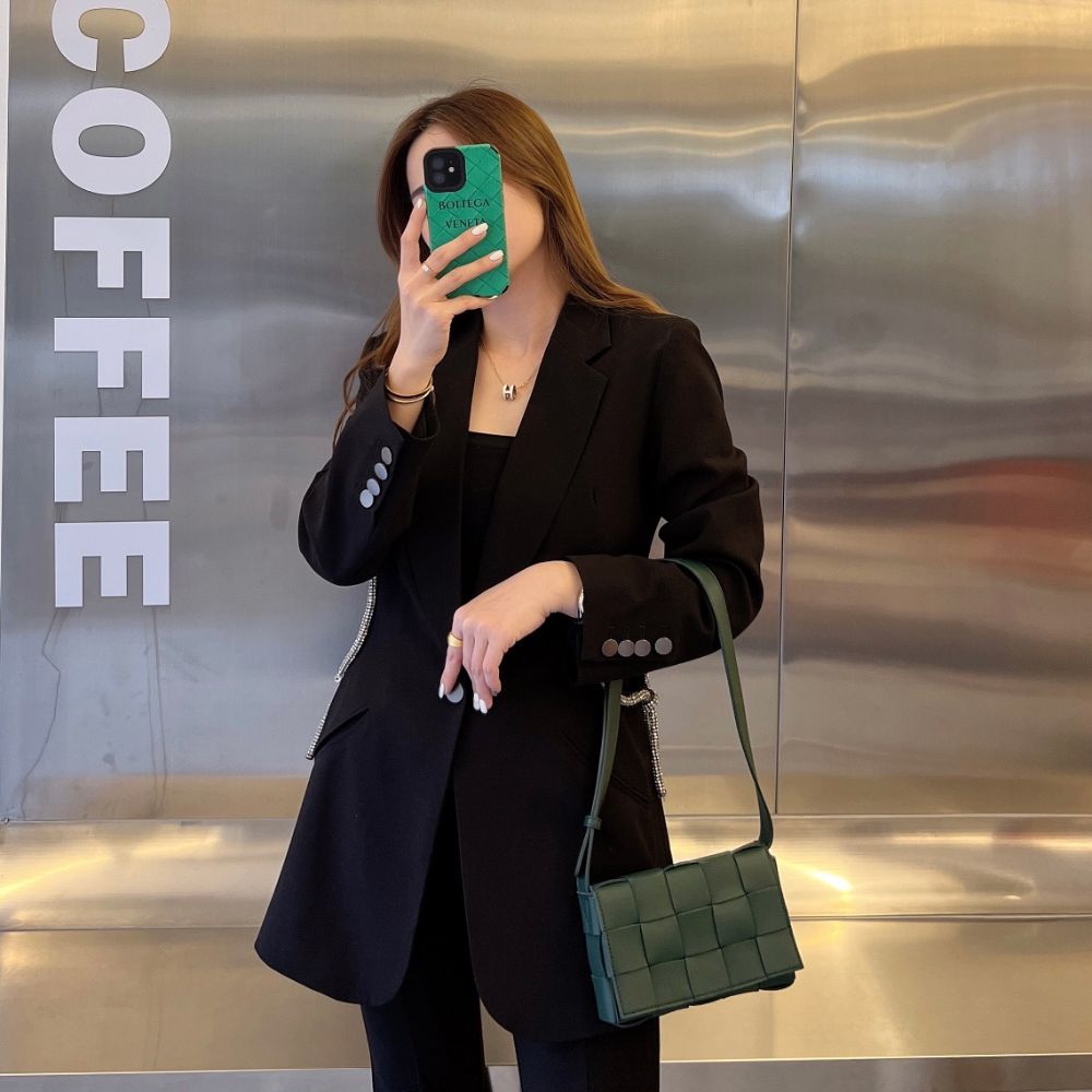 d401f6f215e1c7b1a02c50fd67436c5c.jpg
