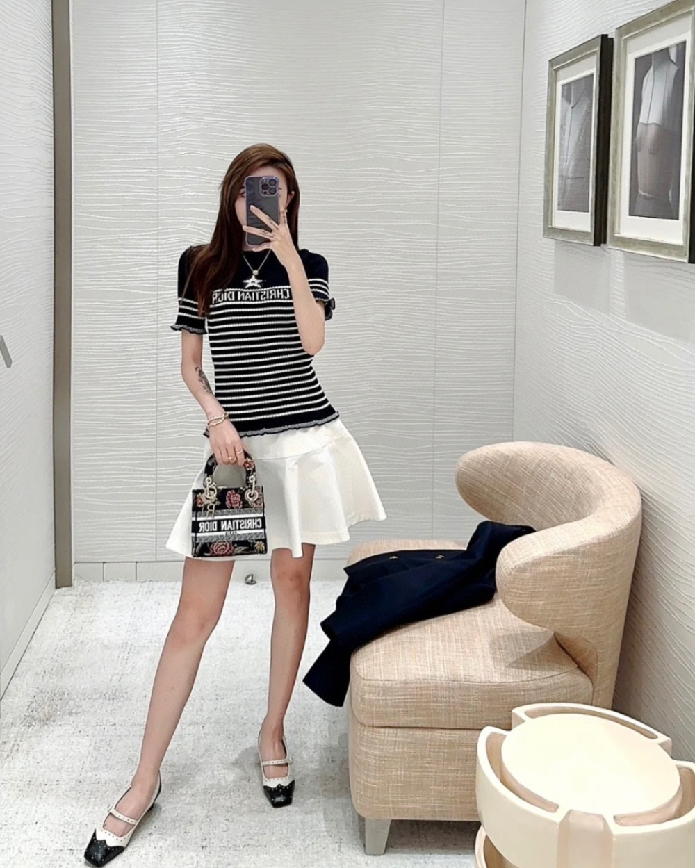 7d4c9eb2f1dcbff25a77c8f94b979aec.jpg