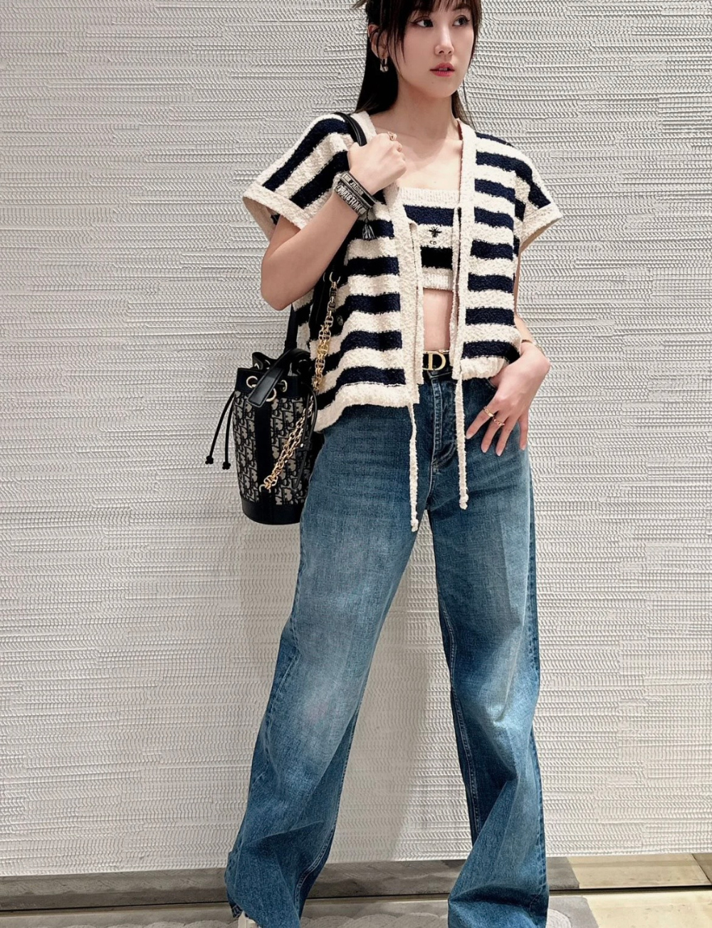 edf75b36feef53b8a8486d7aeada57f8.jpg