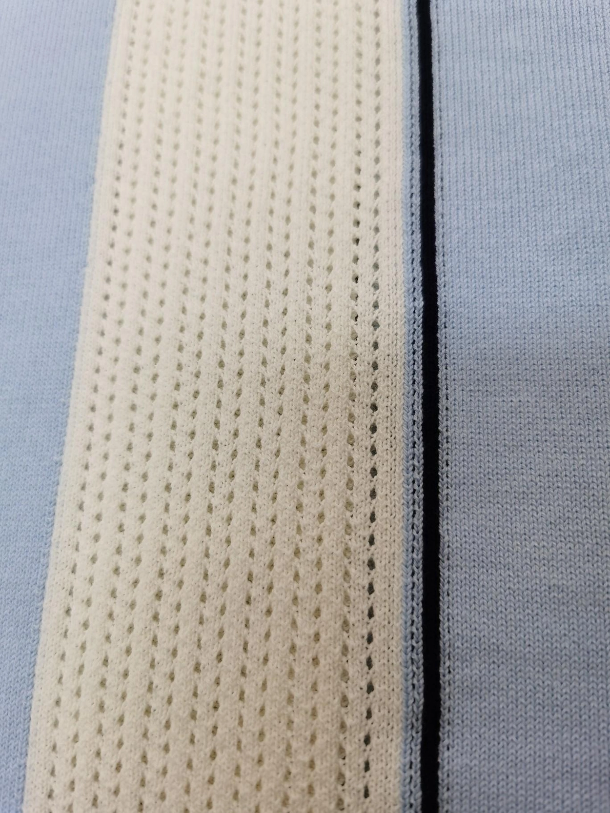 1afc9fd76097e.jpg