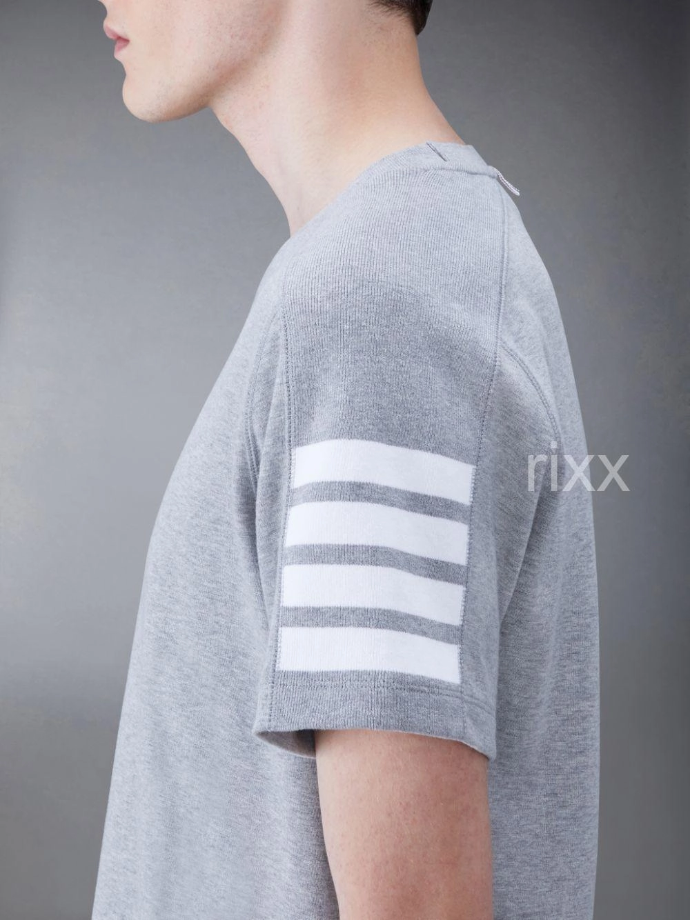 8211f62d76b17.jpg