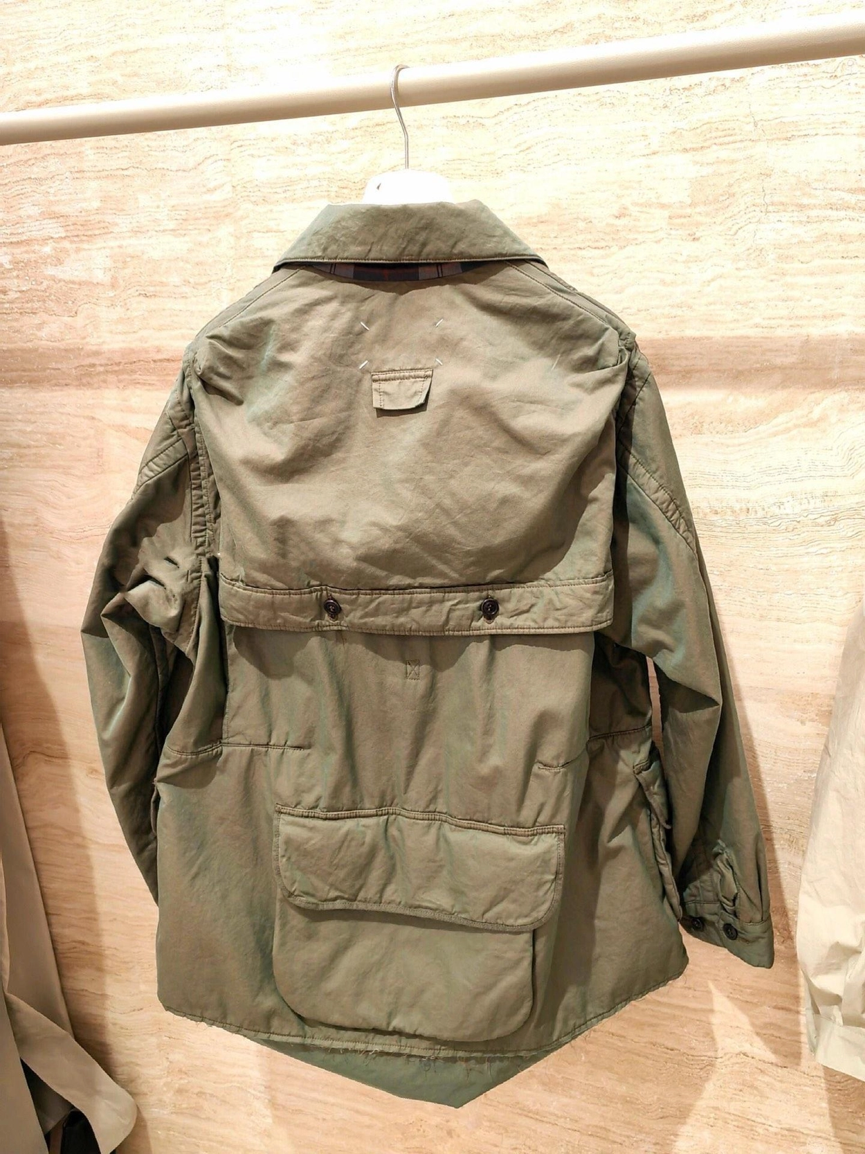 5fd93f5090ad5.jpg