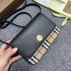 [Premium] 버버리 빈티지 체크 햄프셔 숄더백 [블랙]