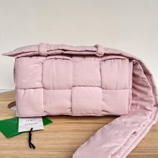 [正品버전] 보테가베네타 패딩 테크 카세트 백 [파스텔핑크] 628951VBO815904
