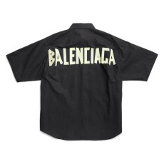 발렌시아가 테이프 타입 라지 핏 숏 슬리브 셔츠 【매장-160만원대】
SOLDOUT